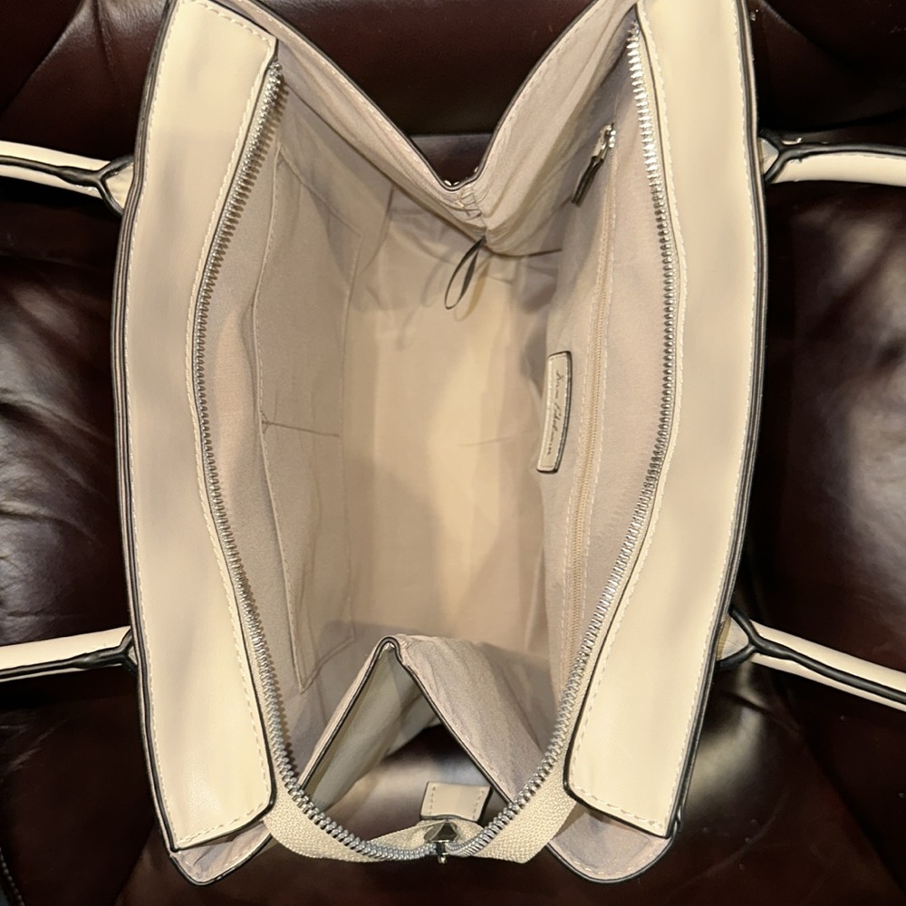 Sam Edelman Bag - Picture 13 of 16